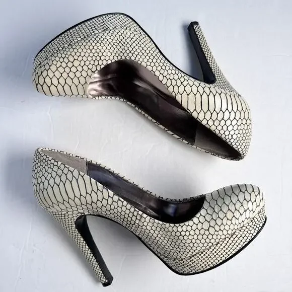 Calvin Klein Karsyn Python Embossed Leather Platform Pumps 7M - Picture 8 of 13
